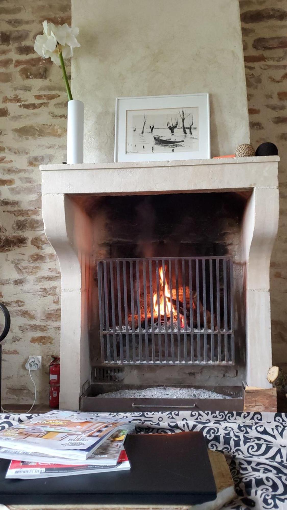 Une Maison De Campagne En Bourgogne Du Sud Tournus Exterior photo